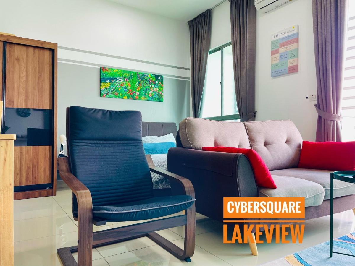 Cybersquare Lakeview With Netflix And Disney Hotstar Cyberjaya Exterior foto