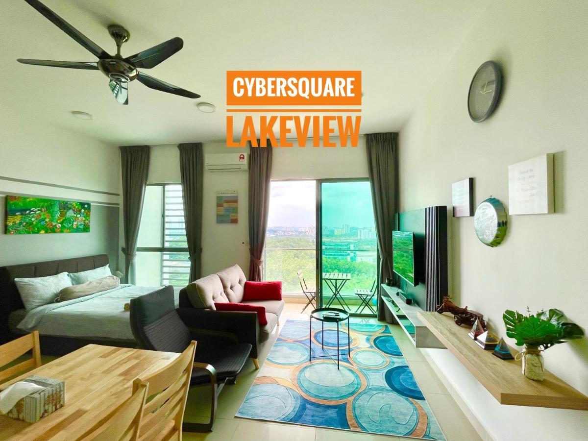 Cybersquare Lakeview With Netflix And Disney Hotstar Cyberjaya Exterior foto