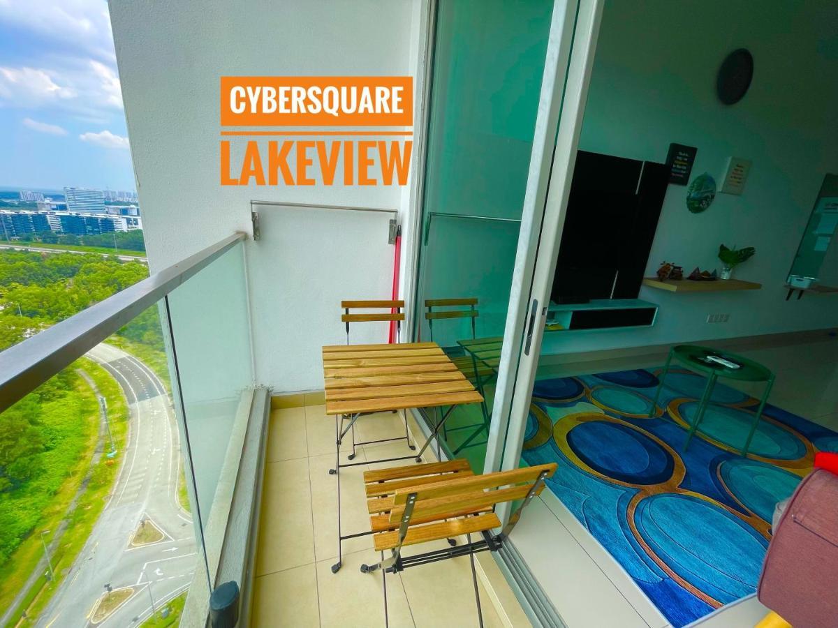 Cybersquare Lakeview With Netflix And Disney Hotstar Cyberjaya Exterior foto